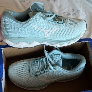 Mizuno Wave Sky Waveknit 3 Women’s, New in Box